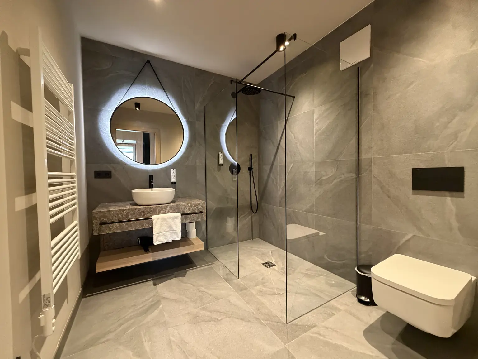 Ruhig gelegenes 2-Zimmer-Appartement in hervorragender Lage von Oberndorf!