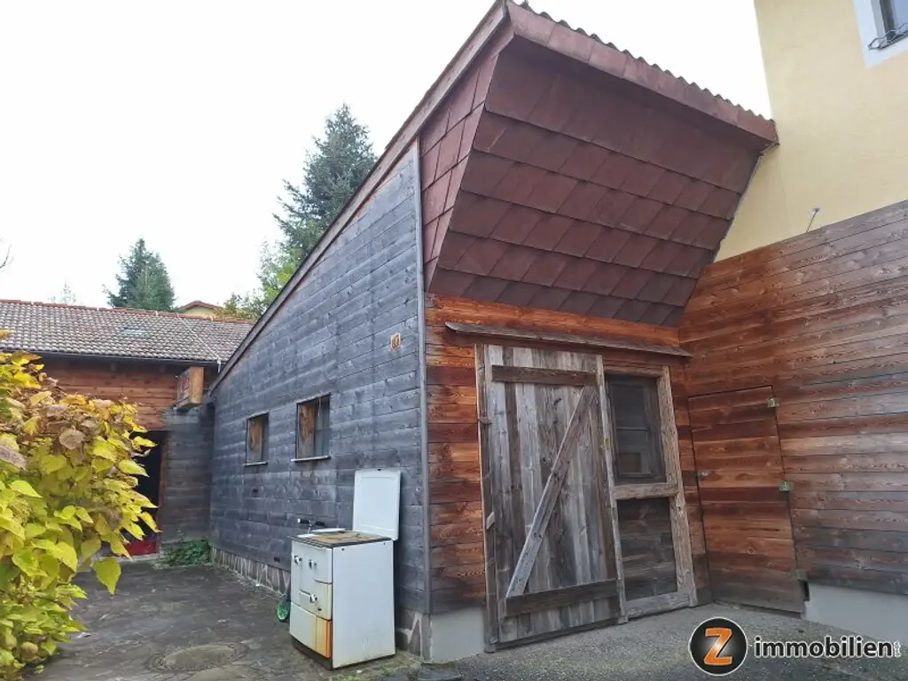 Wolfau: Zentral gelegene großzügige Liegenschaft zur Sofortübernahme