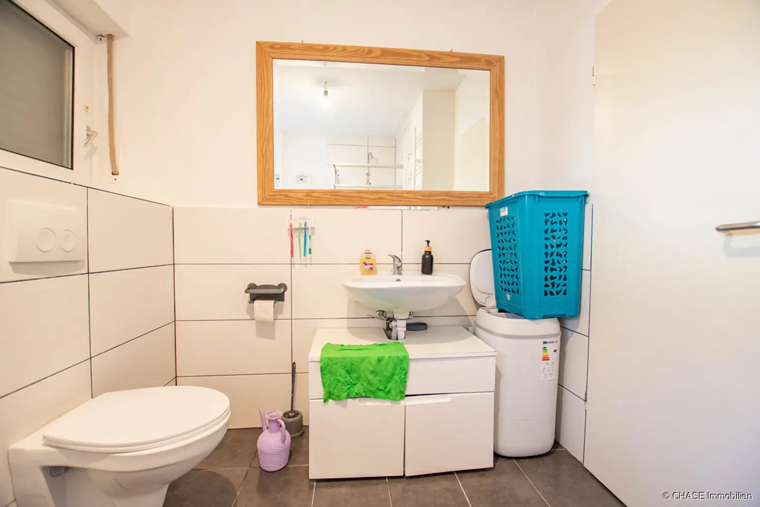 Badezimmer Ansicht 2