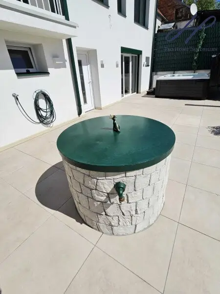 Brunnen