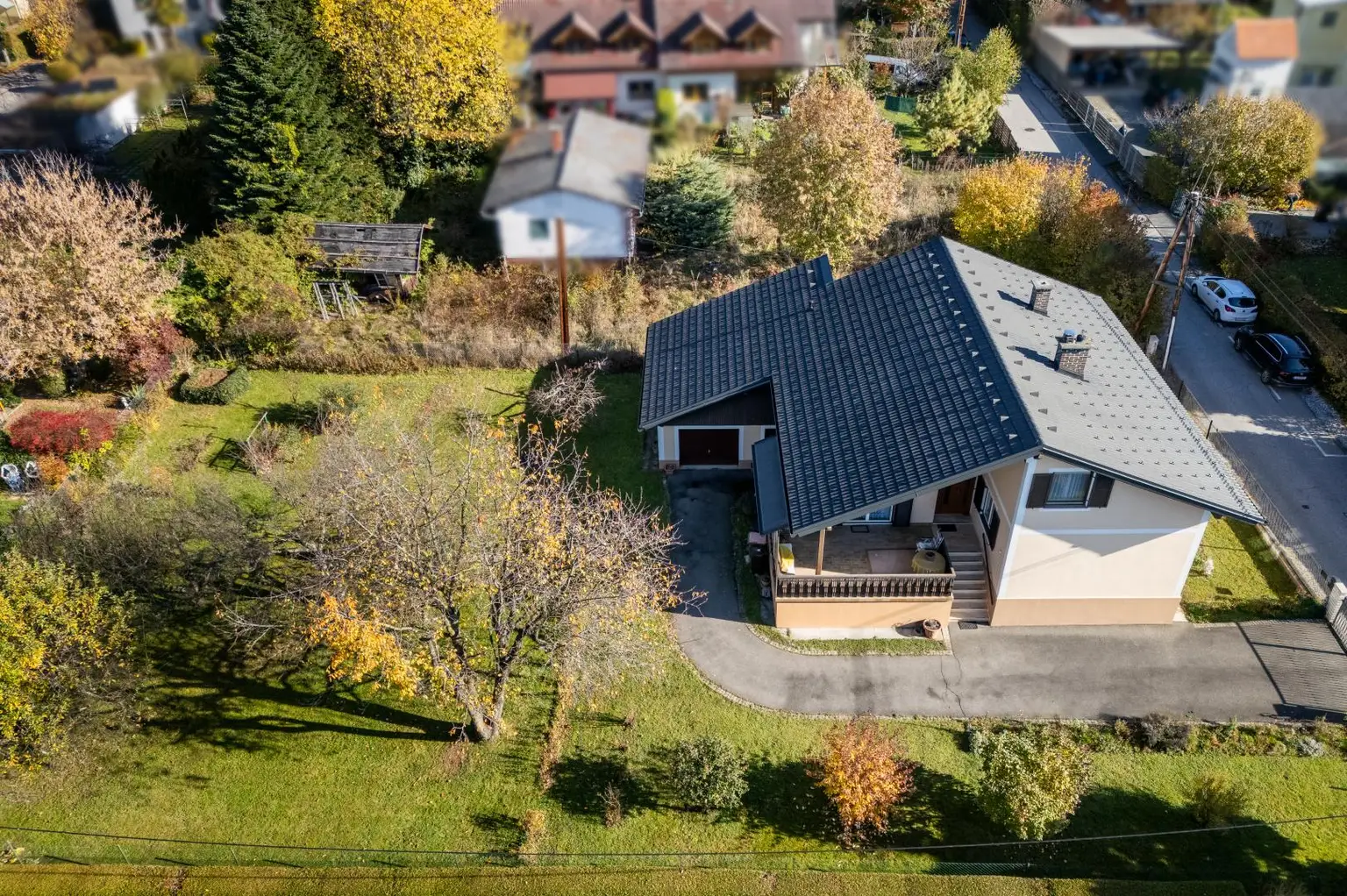 Einfamilienhaus mit wunderschönem Grundstück in ruhiger Lage