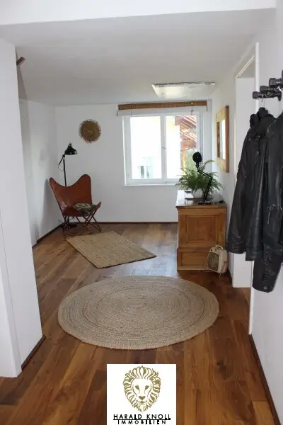 Wohn- und Betriebsgebäude in Natters