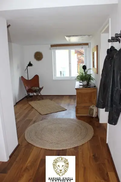 Wohn- und Betriebsgebäude in Natters