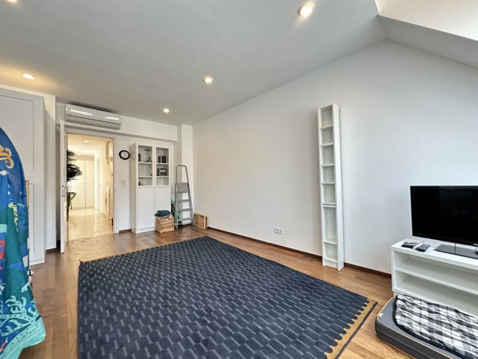 PANORAMA-DACHTERRASSE - EXKLUSIVE DACHGESCHOSSWOHNUNG AUF ZWEI EBENEN