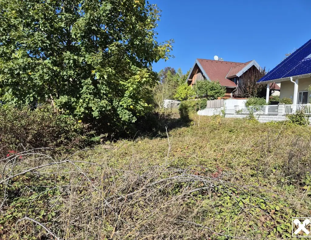 WO TRÄUME EIN ZUHAUSE FINDEN - BAUGRUND OHNE BEBAUUNGSVERPFLICHTUNG