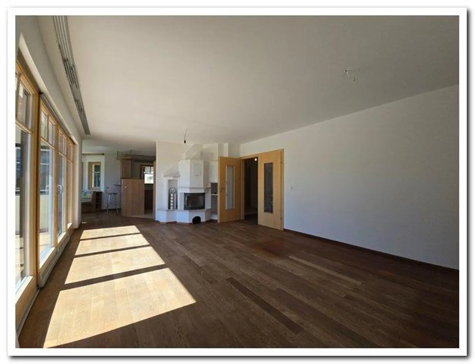 3701 nahe Großweikersdorf/Großwiesendorf: Modernes Einfamilienhaus mit Wohnkeller (sep. Eingang)