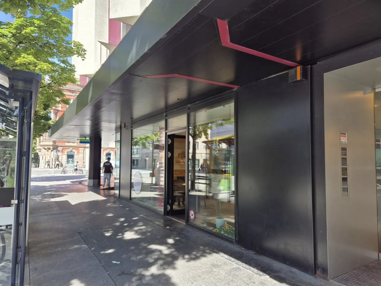 20250825_151922_resi