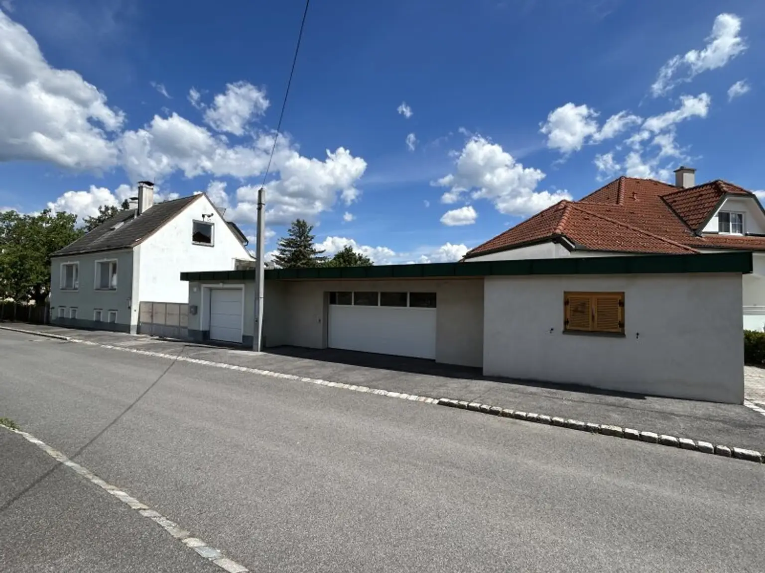 +++Charmantes Mehrfamilienhaus mit weitläufigem Naturgarten und vielseitigen Nutzungsmöglichkeiten!+++