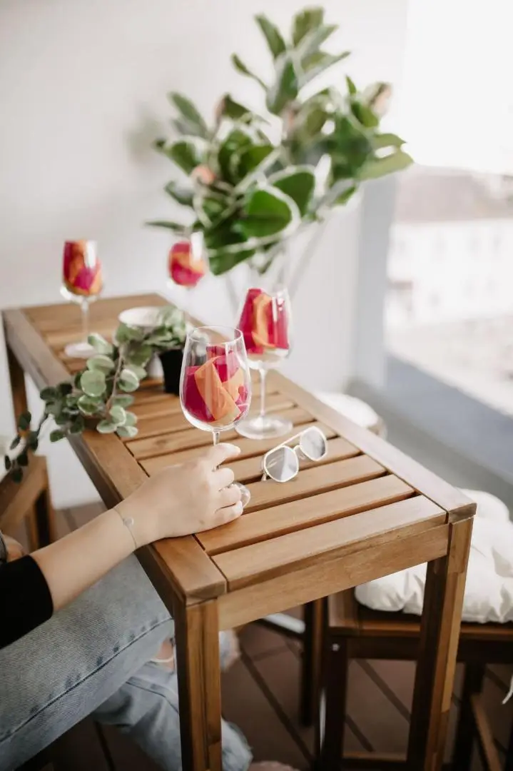 Modern Living im Erstbezug – Stilvolle 2-Zimmer-Dachgeschosswohnung mit Loggia & Klimakomfort