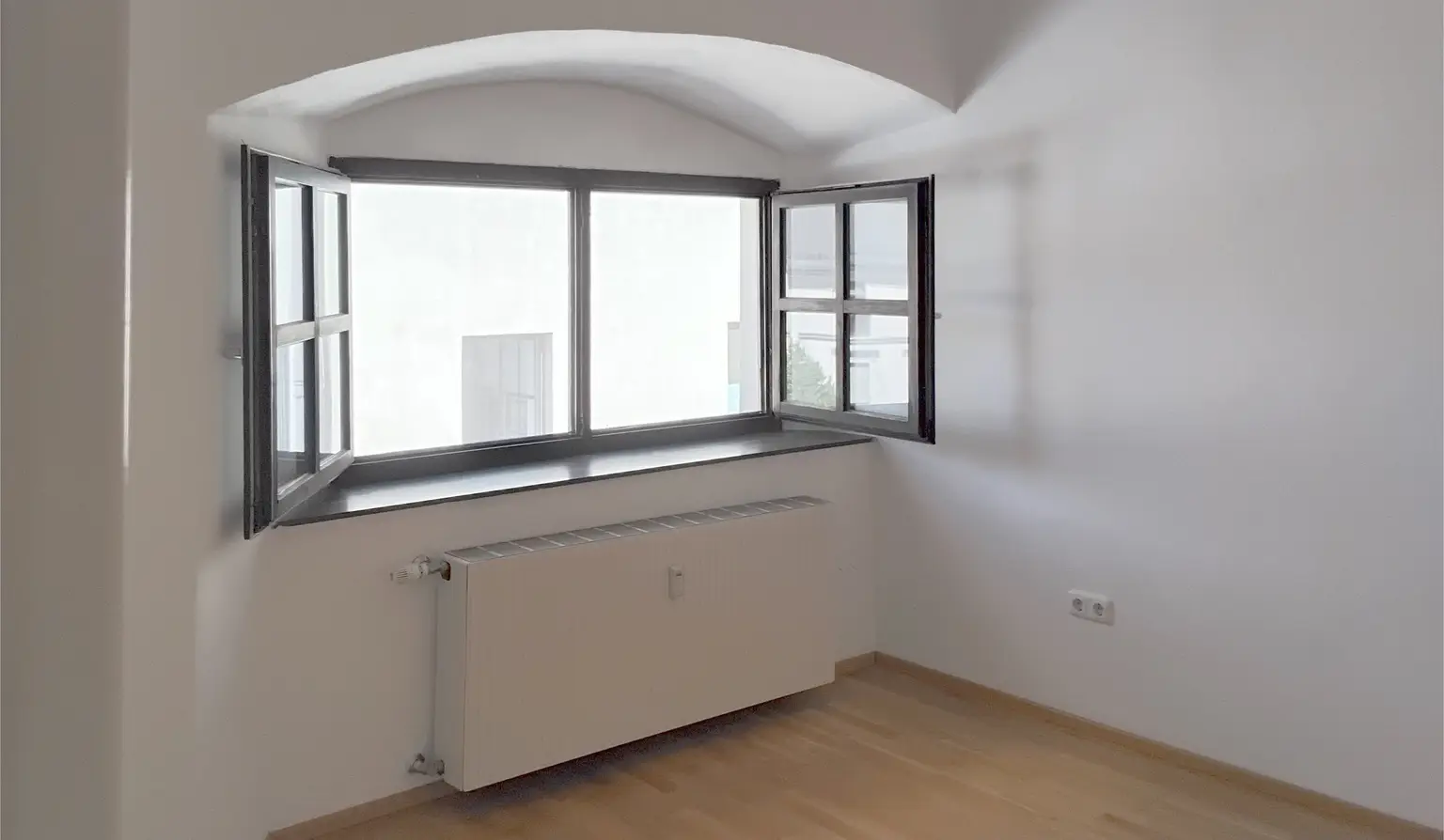 Eine attraktive 3-Zimmer-Wohnung mit ca. 99 m² im 2. Stock in Wels
