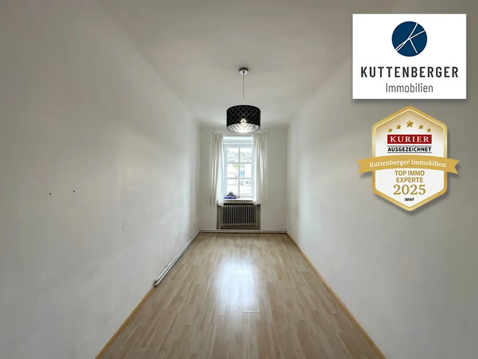 Helle Altbauwohnung in INNENSTADTLAGE!