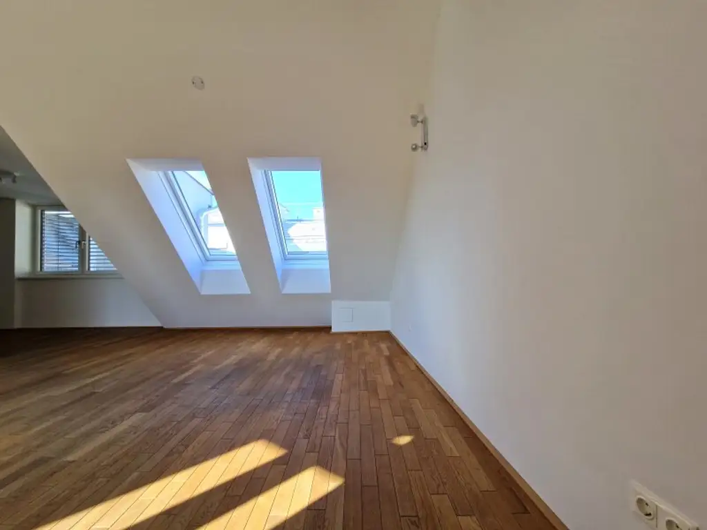 Willkommen auf der Sonnenseite! Ihre neue Wohlfühloase mit sonniger Dachterrasse und wunderbarer Aussicht im Herzen der Josefstadt