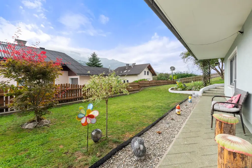 Charmantes Wohnhaus mit großem Garten in Trebesing/Zlatting