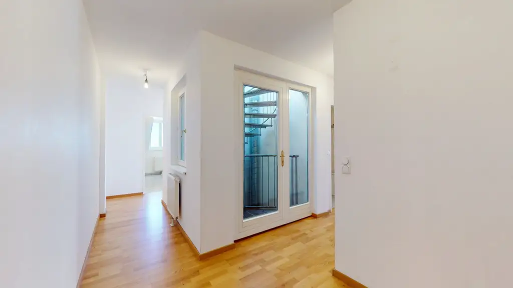 Licht, Luft & Lebensfreude - 2 Zimmer Dachterrassenwohnung
 im Cottageviertel