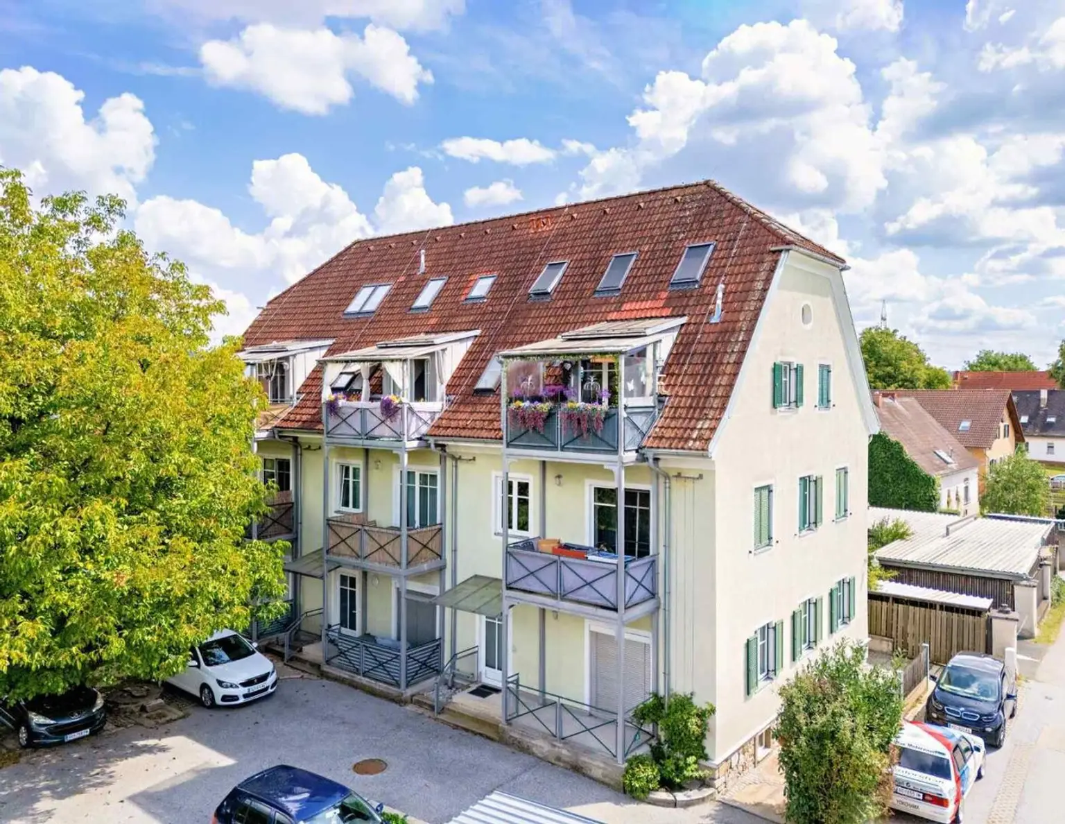 Attraktives Zinshaus in idyllischer und stadtnaher Lage