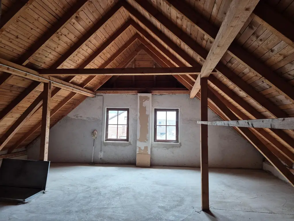 Ihr neues Zuhause mit Ausblick – Viel Platz, gepflegter Zustand