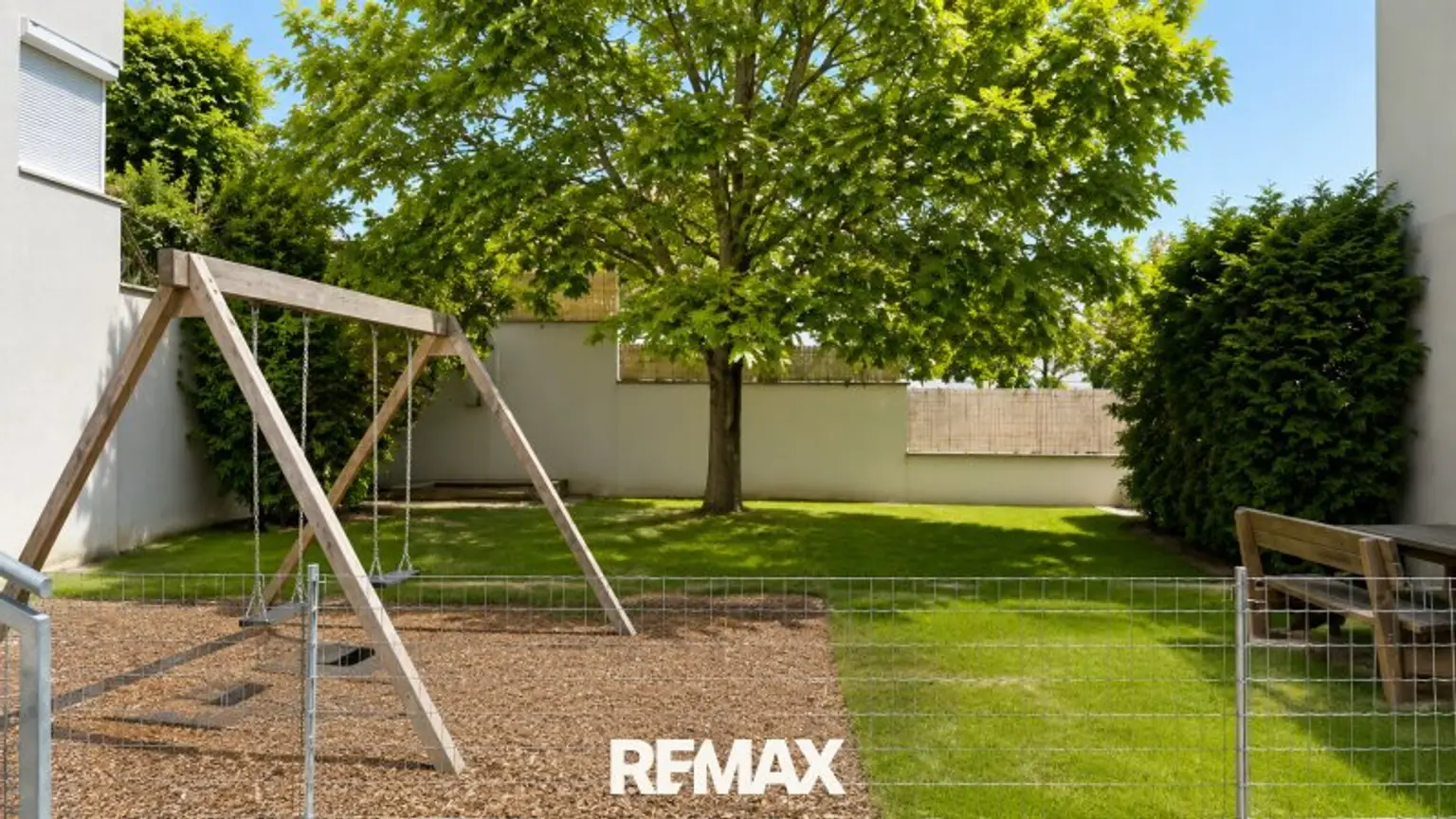 Spielplatz bei Wohnung