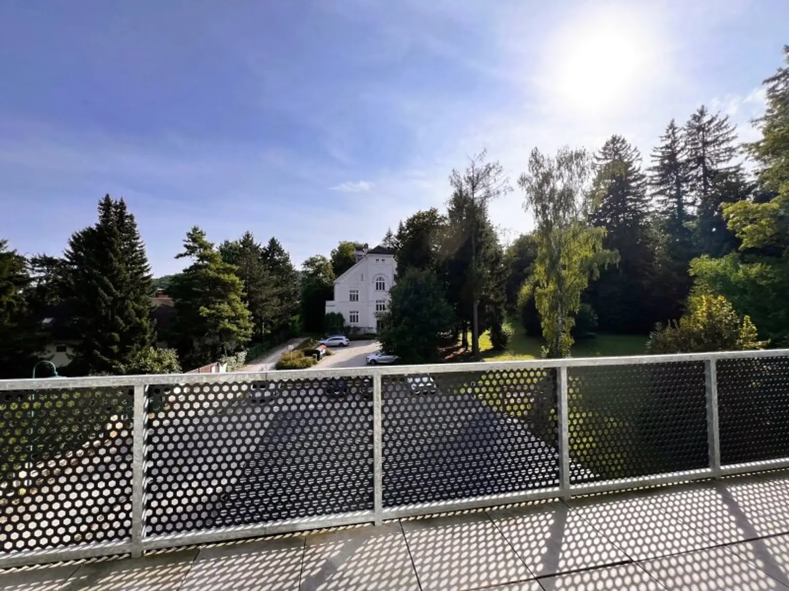Sulz im Wienerwald- moderne Dachgeschosswohnung am Speckgürtel von Wien!