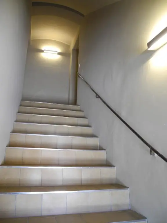 SONNIGER BALKON  und LIFT im 1. Stock - TOP 10 im Herrenhaus - RESIDENZ GEYERHAMMER
