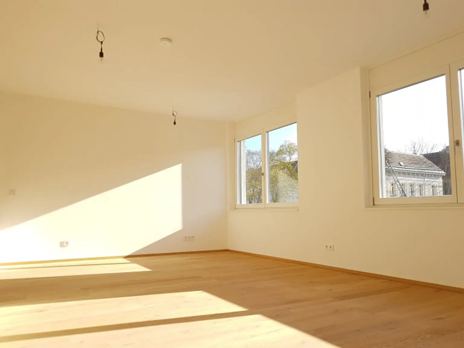 Sonnige 2-Zimmer-Wohnung - Klimaanlage - Sehr guter, gepflegter Zustand - Ausgezeichnetes Raumkonzept