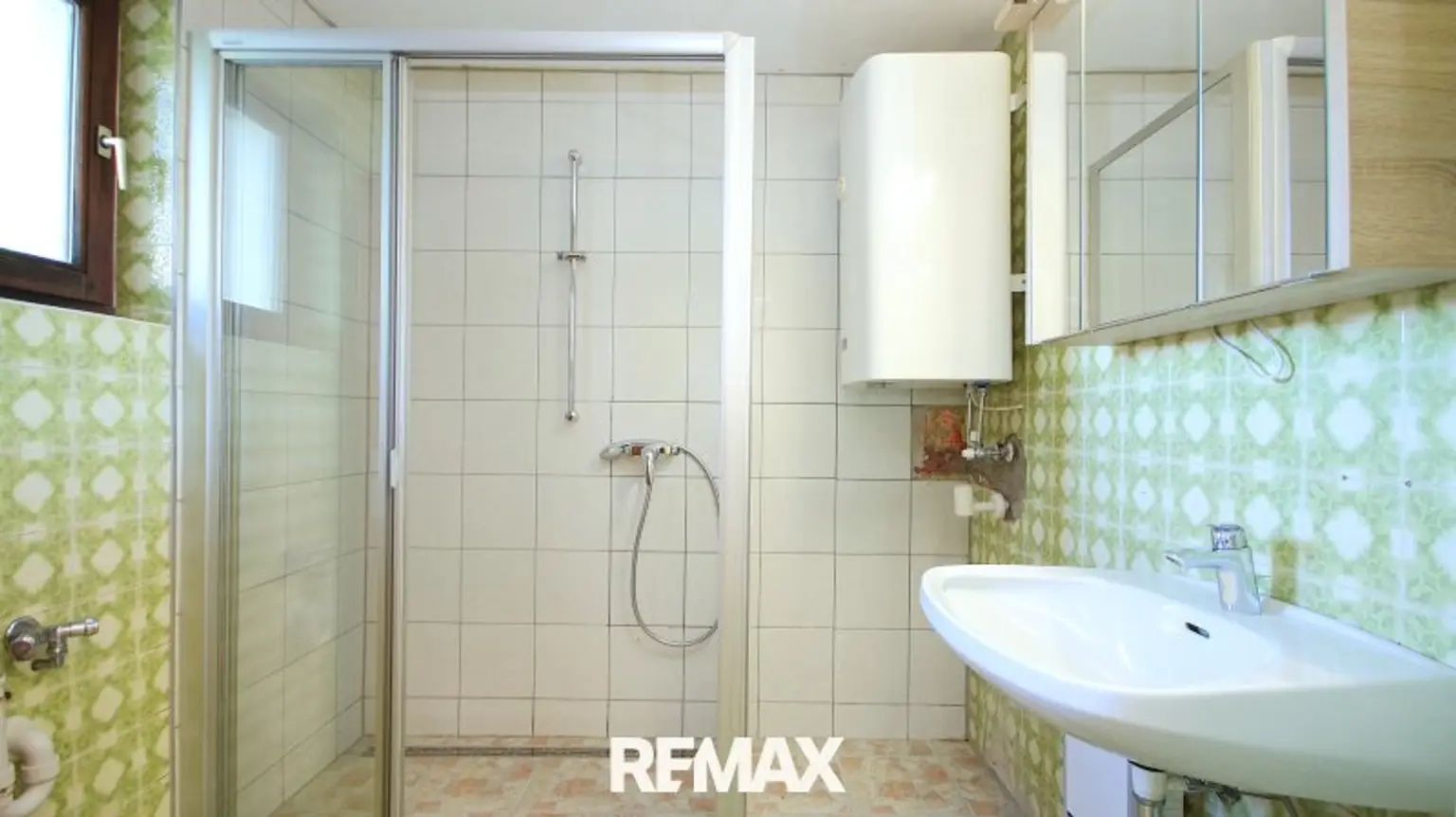 Badezimmer EG