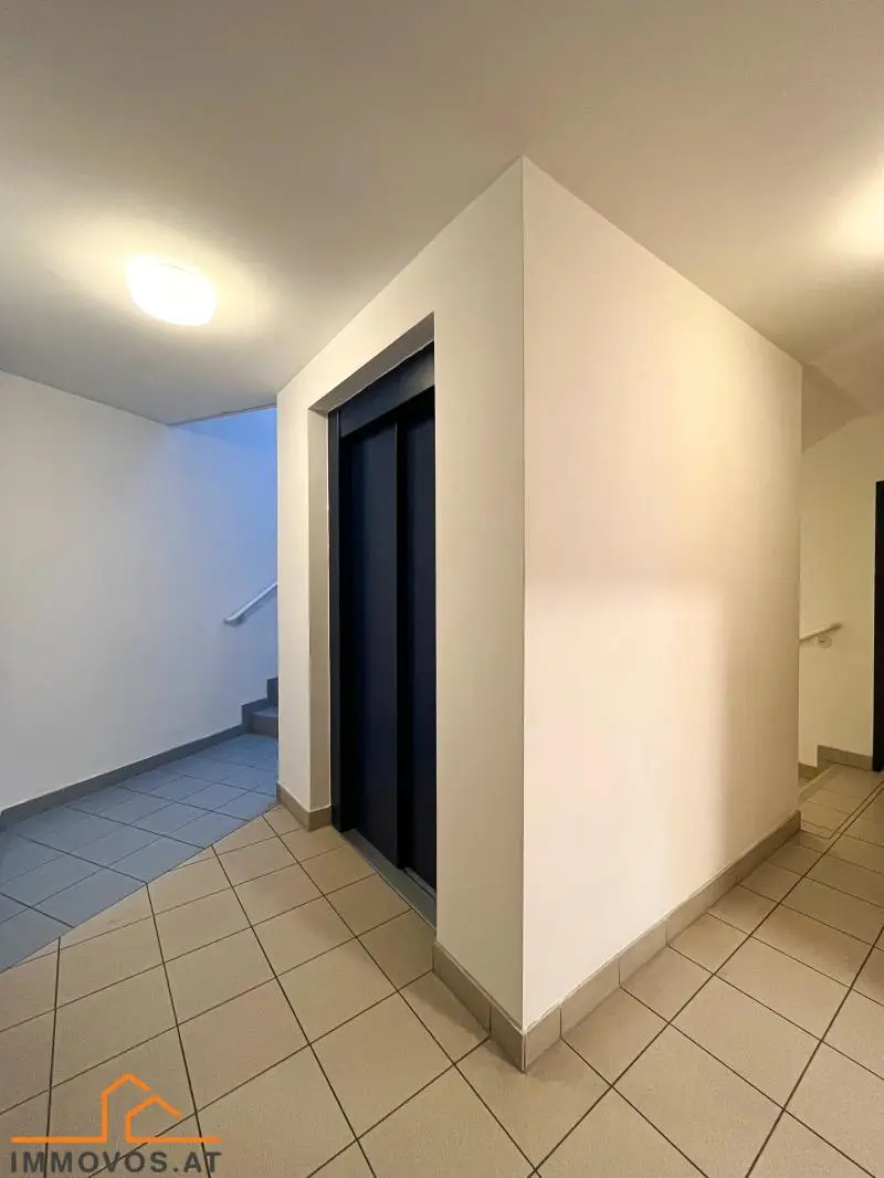 IHR NEUES ZUHAUSE IN DER STADT // KOMPAKT, PRAKTISCH UND PERFEKT ANGEBUNDEN // 1,5 ZIMMER UND GARAGENSTELLPLATZ