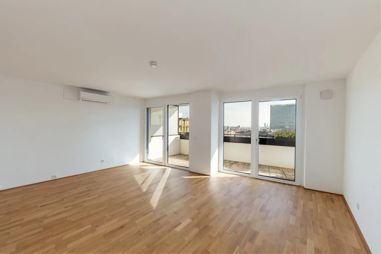 Dachgeschoss-Maisonette mit Garten direkt bei U1 Hauptbahnhof - Neubau Erstbezug + Jahreskarte Öffis