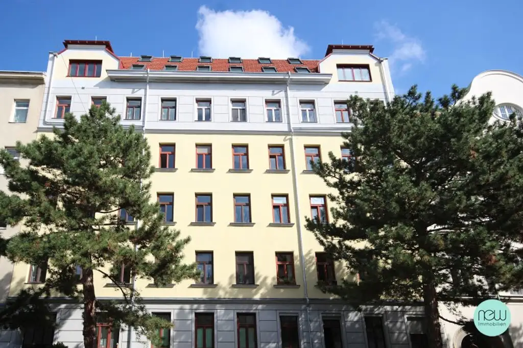 MODERNES WOHNEN MIT ALTBAUAMBIENTE - URBANER KOMFORT - GRÜNE UMGEBUNG