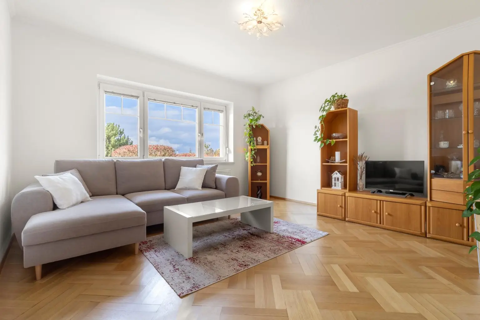 Großzügiges, gemütliches Einfamilienhaus mit Gartenparadies und Weitblick in Wolfsberg