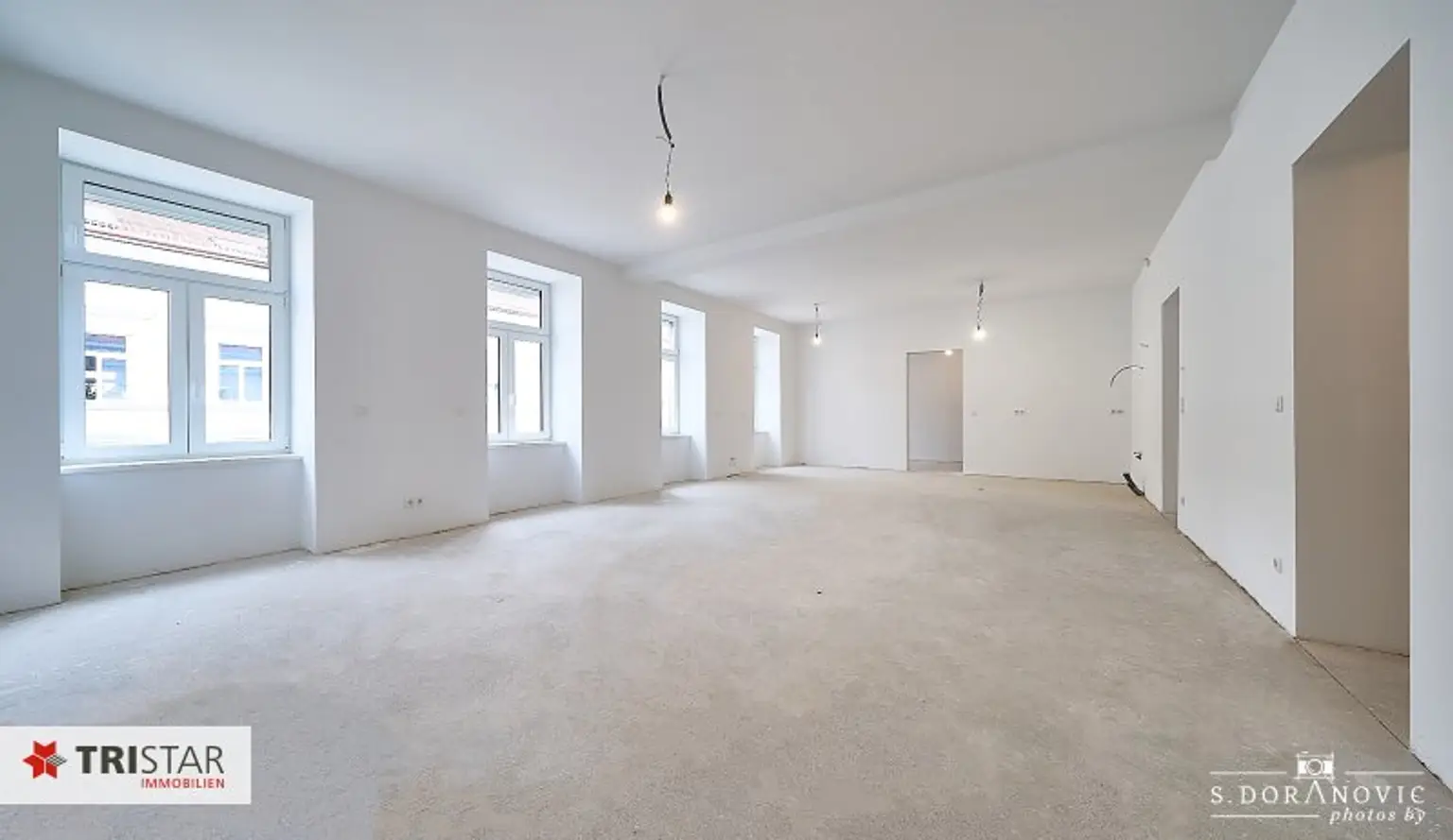 NEU! ++ ca. 146 m² + BALKON ++ 5-6 ZIMMER ++ TOP-SANIERTE ALTBAUWOHNUNG IN 1180 WIEN ++ NÄHE AKH & U6 ++ EIGENTUM ++ ERSTBEZUG NACH SANIERUNG ++