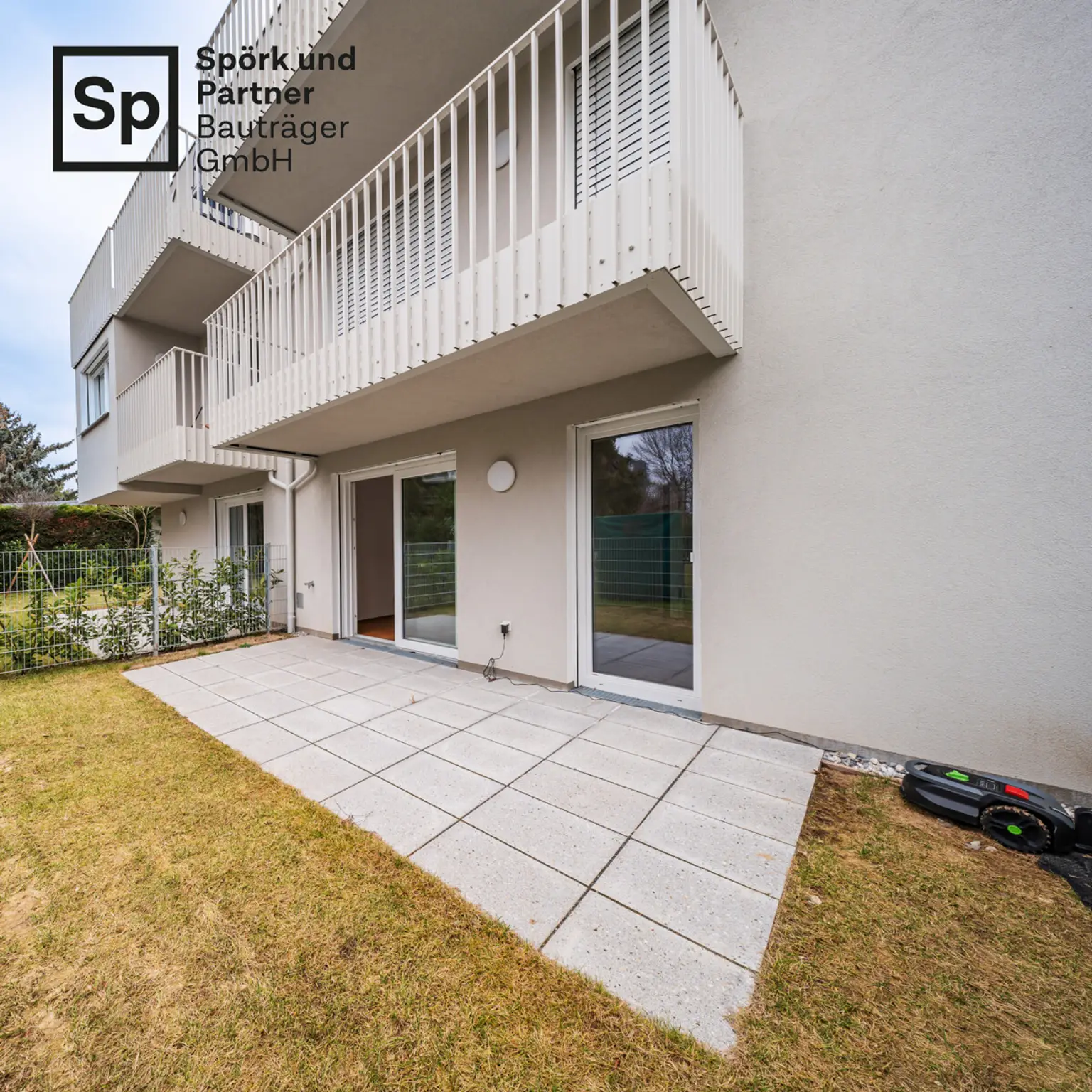 BESTLAGE ALTE DONAU – 
Großzügige 4-Zimmer-Gartenwohnung mit 2 Terrassen – 
1 Minute zur Alten Donau