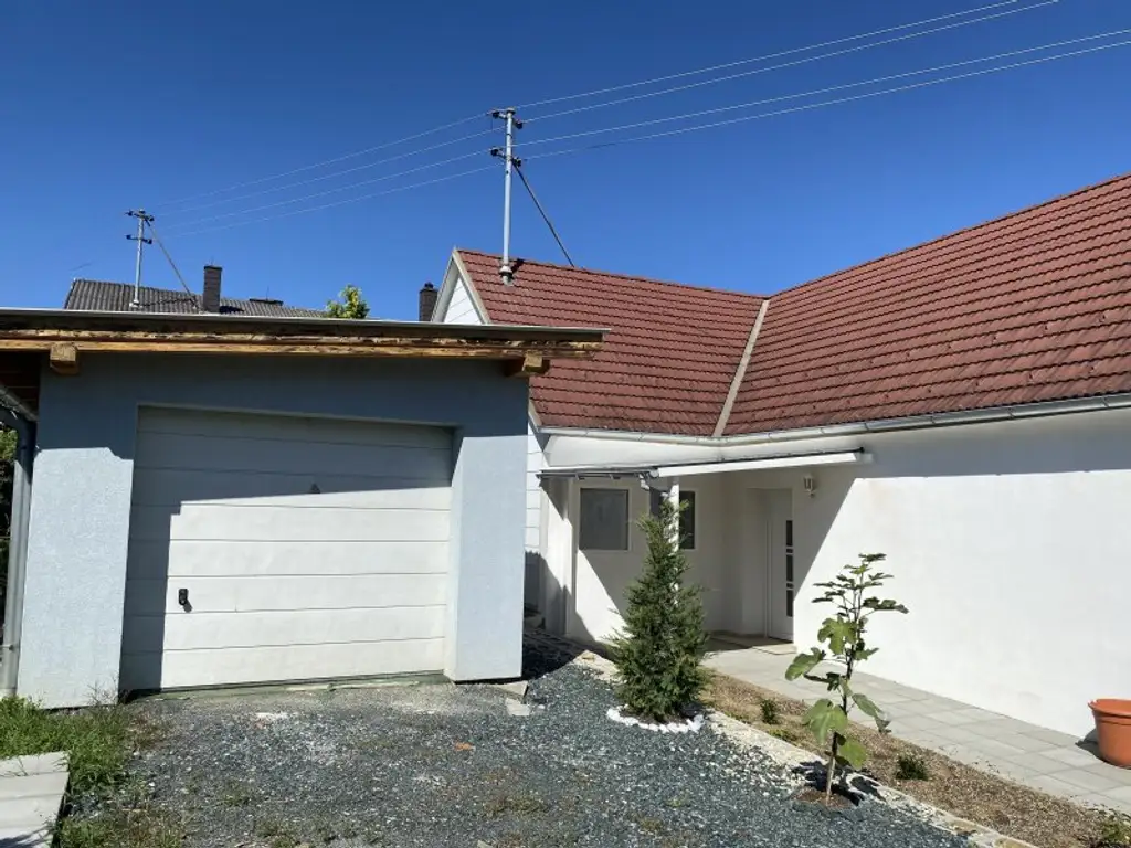 Neu renoviertes Miethaus