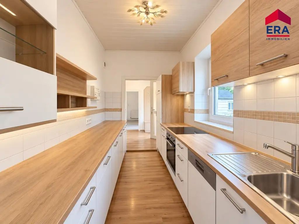 Lichtdurchflutete Altbauwohnung mit Charme – 4 Zimmer in 2193 Wilfersdorf