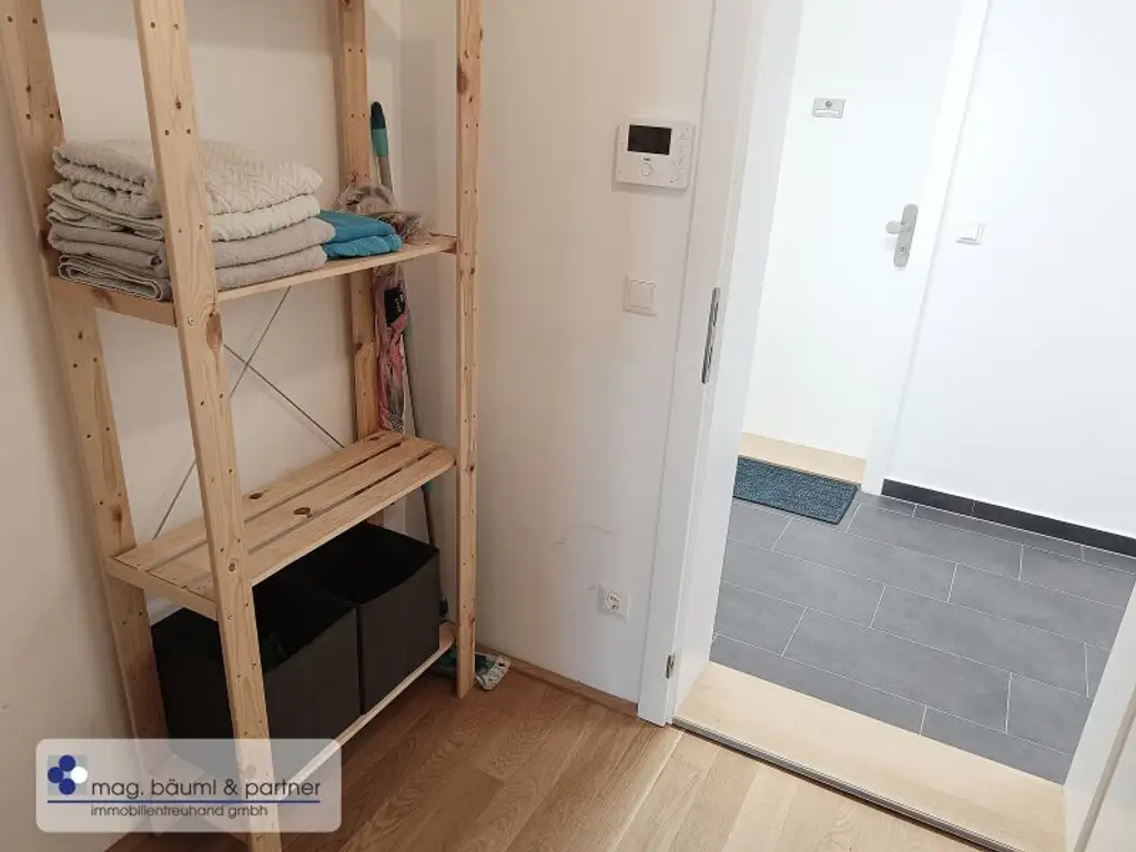 Top-möblierte 2-Zimmer-Wohnung nahe U1 sofort beziehbar