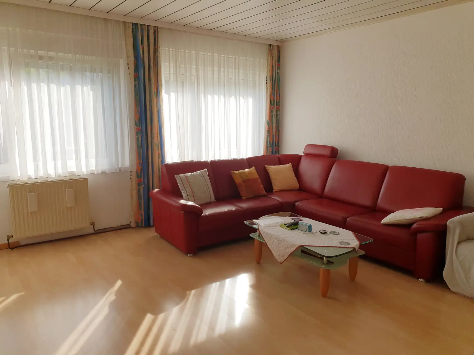 Zweifamilienhaus mit großem Garten zu verkaufen!