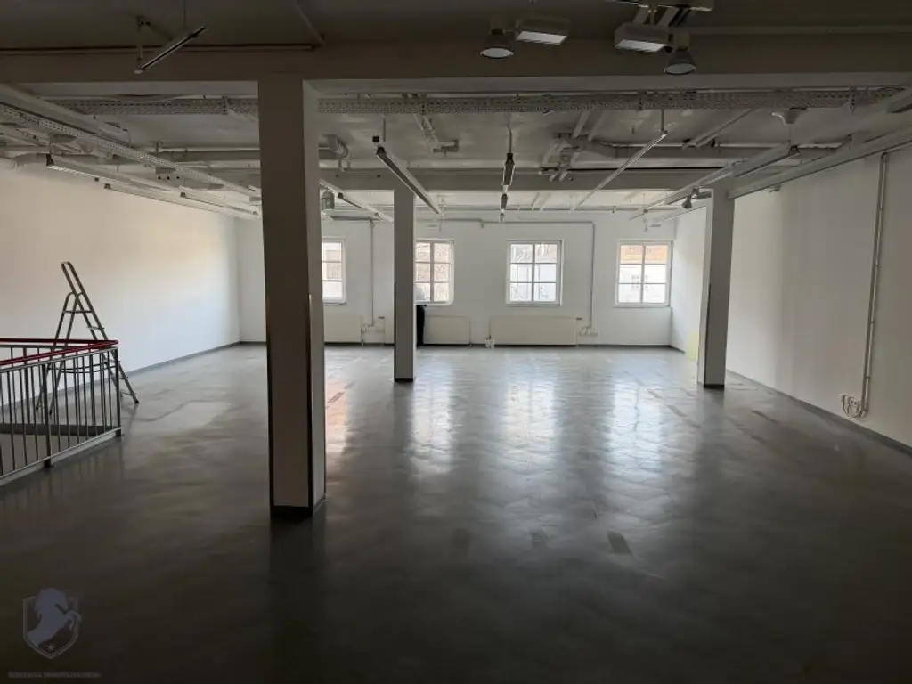 Ordination / Praxisfläche – ca. 380 m² – Hauptplatz Tulln – barrierefrei mit Lift