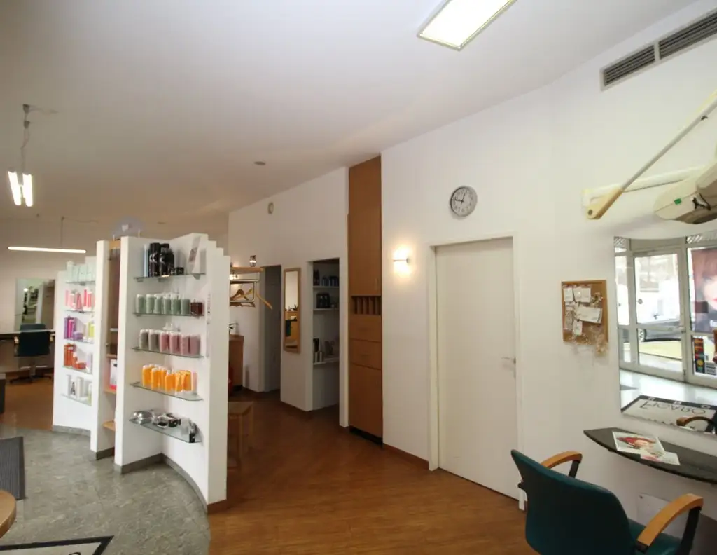 Geschäftslokal/Friseursalon in gut frequentierter Lage - Linz/Kleinmünchen