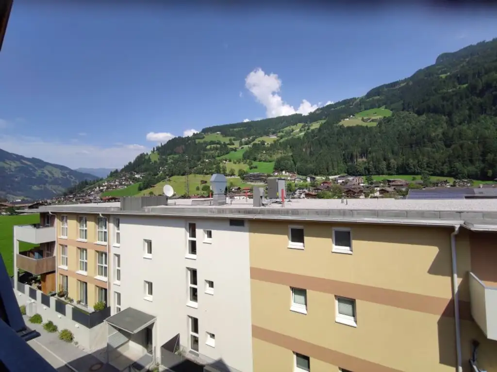 Charmante 3 Zimmer Dachgeschosswohnung in Ramsau