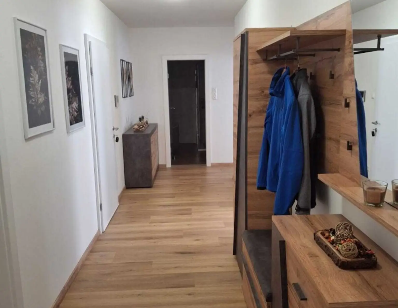 Rendite oder Eigennutzen: Saniertes Wohnhaus mit 4 Einheiten in ruhiger Lage