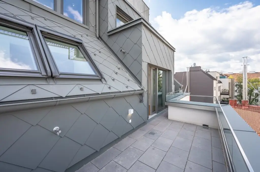 ++MOLLARD 50++ Outstanding 3-room apartment in a prime central location (1/28)