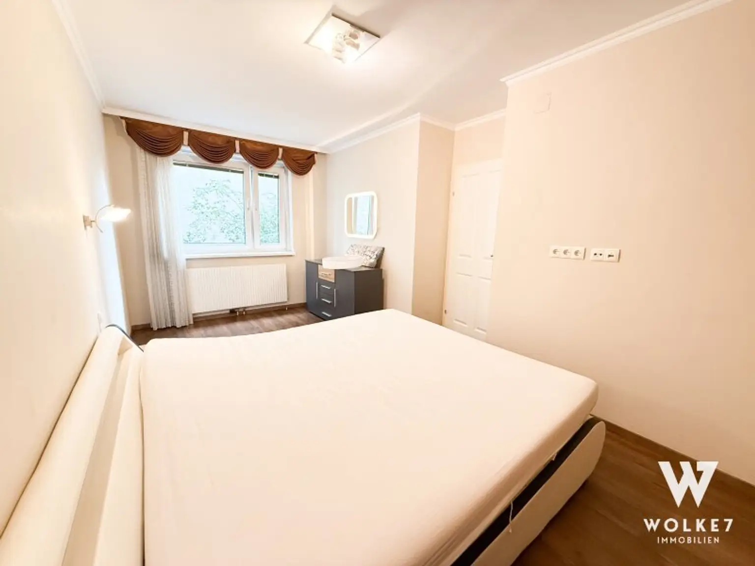 Grüne Ruheoase mitten im 2. Bezirk – 2-Zimmer-Wohnung mit Loggia, Top-Grundriss & Vollmöblierung inklusive!