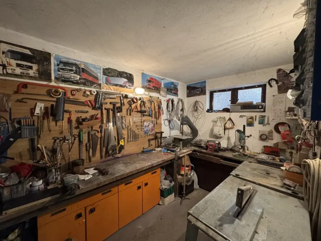 Sonniges Blockhaus mit Pool, Balkon & Gartenidylle in Sollenau