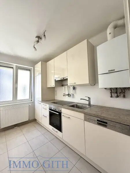 MODERNE & HELLE CA. 55 m² GROSSE 2-ZIMMER-WOHNUNG MIT EINBAUKÜCHE, LIFT, KELLER NAHE U1 REUMANNPLATZ ZU MIETEN!