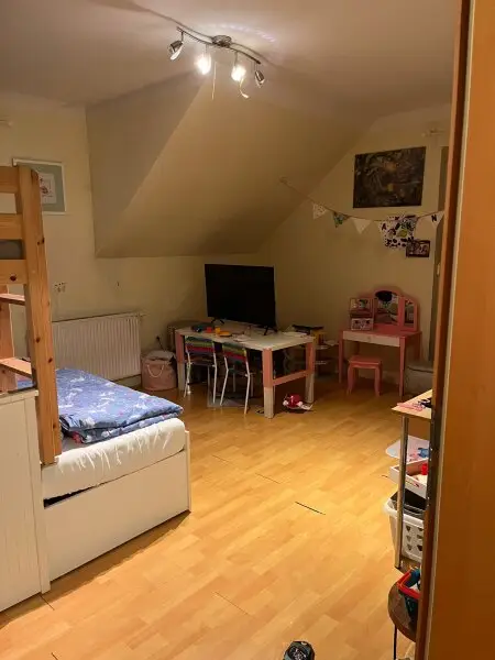 +Einzigartiges Einfamilienhaus mit Nebengebäude in Enzesfeld-Lindabrunn+