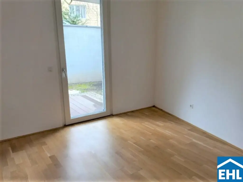 Wunderschöne 2-Zimmer-Wohnung mit Garten: Natur und Moderne vereint