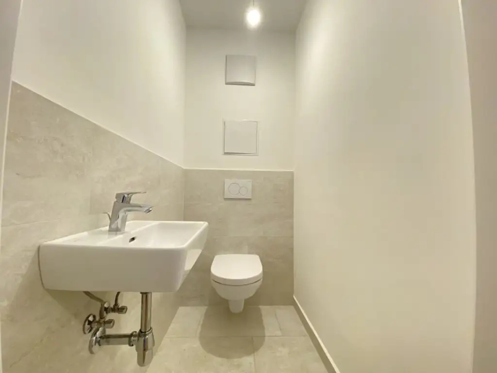 Neuwertige Gartenwohnung an der Langobardenstraße - Hofruhelage - Luftwärmepumpe