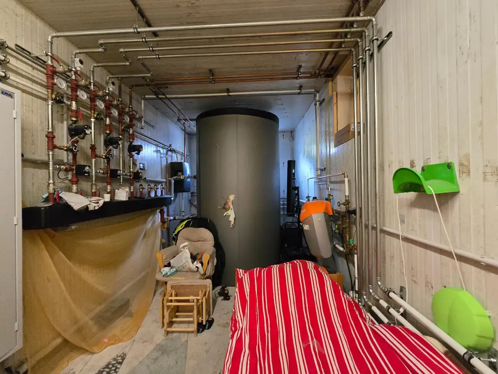 Großes Haus für Visionäre in Aussichtslage (Buschenschank, Weingärten)