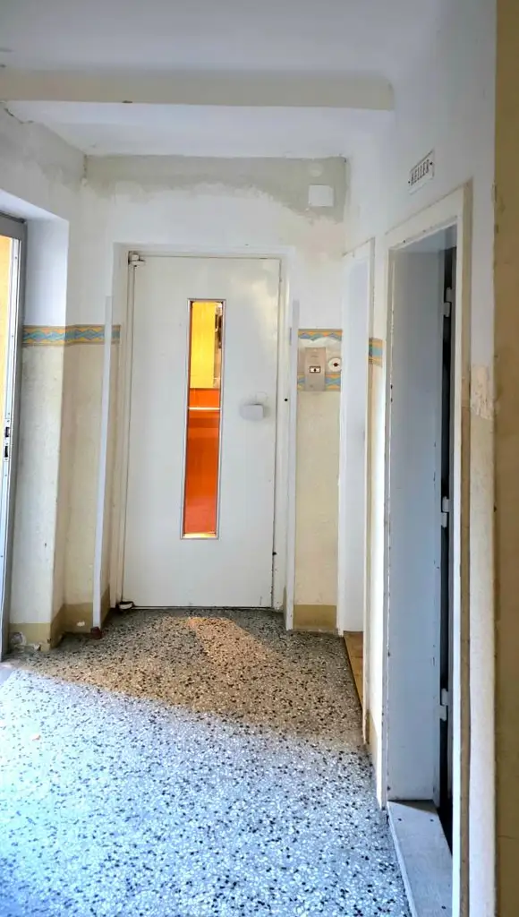 PERFEKTER ÖFFI ANSCHLUSS mit Wohnmöglichkeit