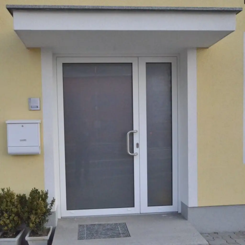 NEUWERTIGE 4-Zimmer Wohnung im Zentrum von Tragwein  II  mit hochwertiger Einbauküche