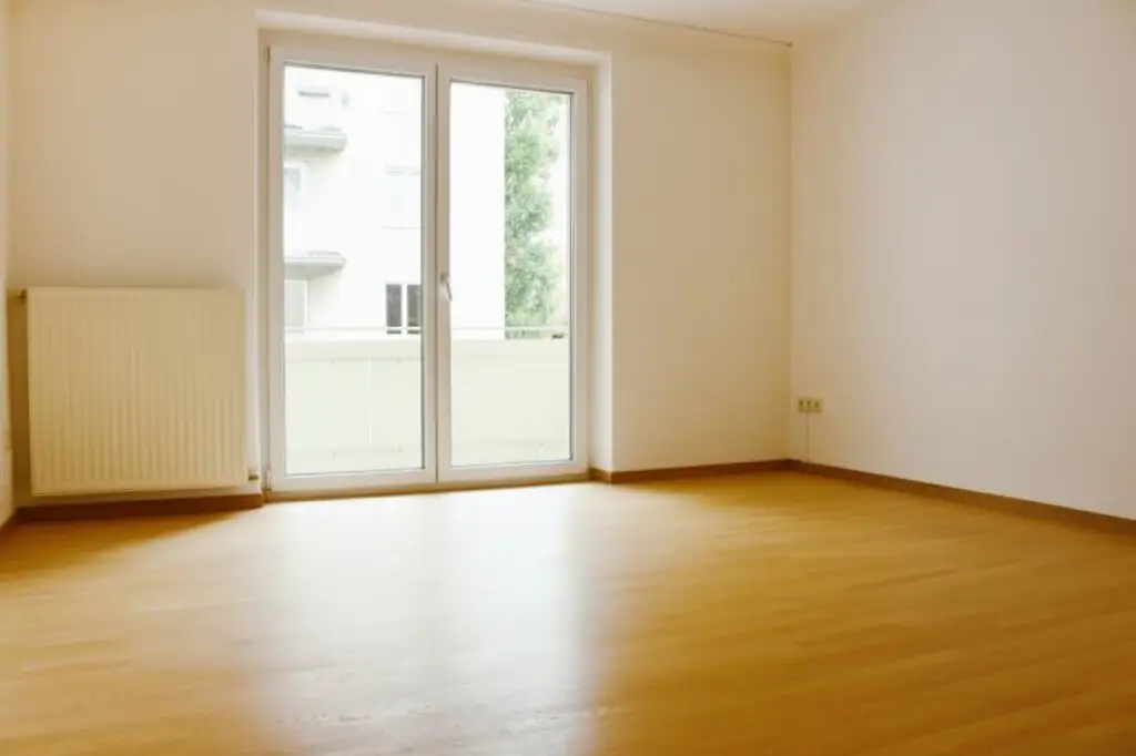 U4 U-Bahnstation I Oase der Ruhe im urbanen Umfeld I Lichtdurchflutete Wohnung mit Balkon in Innenhoflage und Grünblick